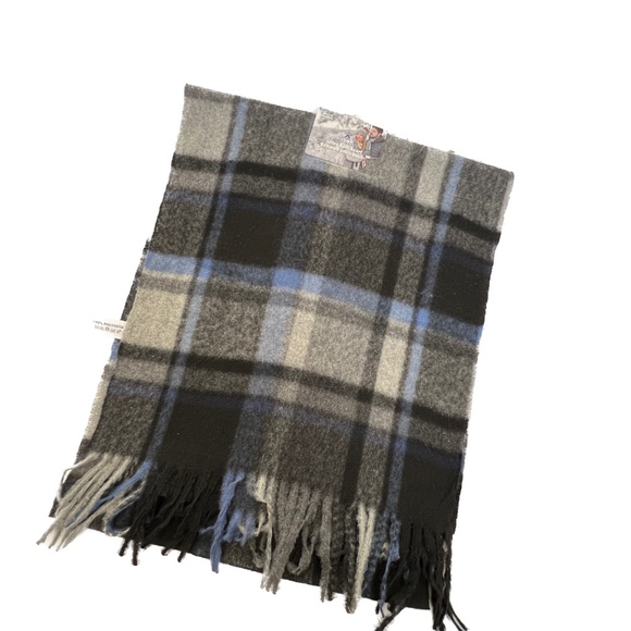 True North Scarf Plaid Tartan Rectangle Gray Black Blue 15" x 72" Very Soft NWT - Picture 1 of 4